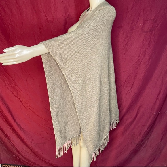 J. Jill Fringed Open Front Ruana Poncho Shawl One Size - Picture 4 of 7